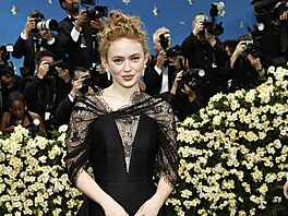 Sadie Sinková na Met Gala v New Yorku (5. kv�tna 2025)
