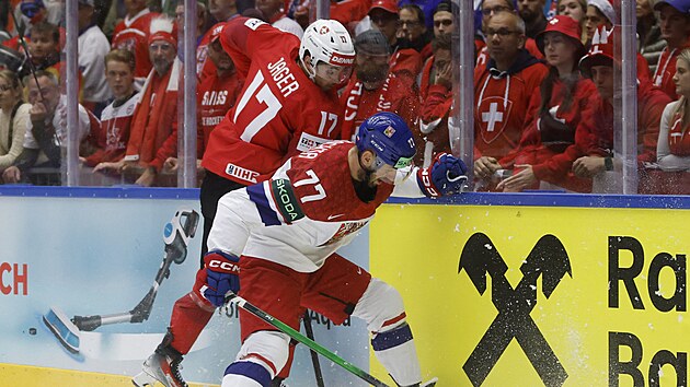 Ken Jager se u mantinelu tla�� na Filipa Pyrochtu.