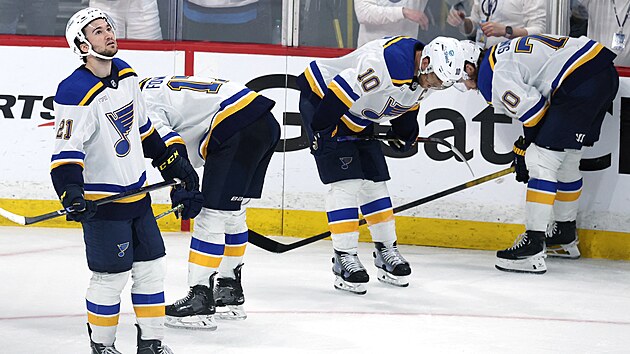 Zklaman hokejist St. Louis Blues po konci v play off s Winnipeg Jets.
