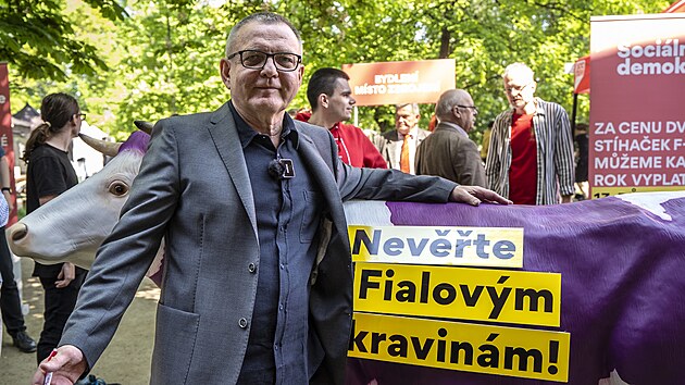 Lubomr Zaorlek oslavuje svtek prce na Steleckm ostrov a kritizuje souasnou vldu.(1. kvtna 2025)