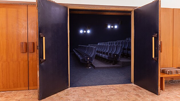 Mezisk kino zsk tento tden novou techniku. Divky ek lep obraz i vrnj barvy.