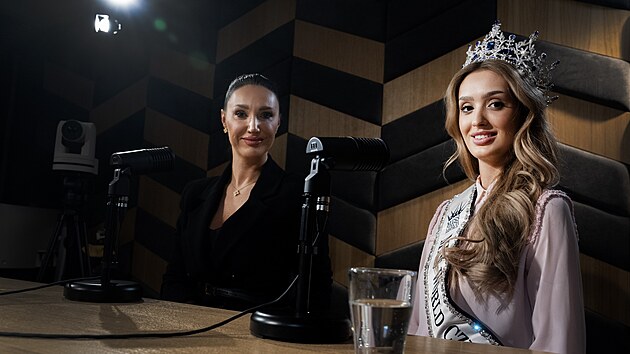 Hostem poadu Rozstel jsou Linda Greck, Miss Czech Republic 2025 a Tana Makarenko, prezidentka nrodn soute krsy Miss Czech Republic