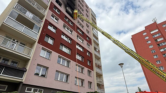 Por bytu panelovho domu v ostravsk sti Dubina. (7. kvtna 2025)
