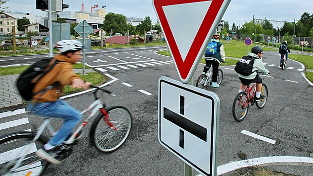 V eskch Budjovicch oteveli opraven dopravn hit, kter m nov pronajat msto.