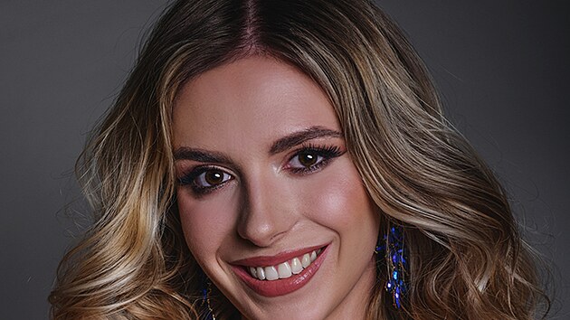 Brnnsk modelka Karin Bacilkov vyhrla v roce 2024 sout Miss esk republiky. S modelingem zaala u ve tincti letech.