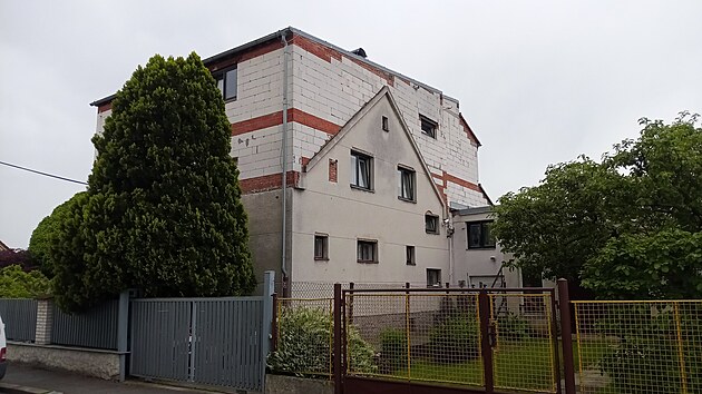Starý Chodov. P�ilepeno.