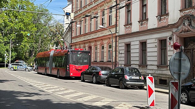 idii se musej mstu vyhnout.