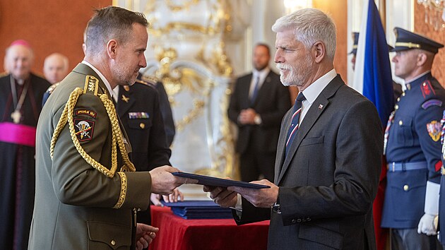 Prezident Petr Pavel jmenoval nov� gener�ly. (8. kv�tna 2025)