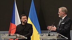 Ukrajinský prezident Volodymyr Zelenskyj a Petr Fiala  na tiskové konferenci po...