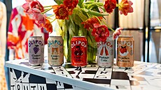 Limonáda znaky Olipop je na trhu k mání v nkolika rzných píchutích (22....