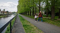 Na míst� dne�ního parku u �eky stávala �tvr� zni�ená bombardováním.