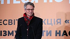 �védský velvyslanec na Ukrajin�  Tobias Thyberg (25. listopadu 2021)