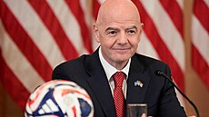 Prezident FIFA Gianni Infantino na tiskové konferenci k fotbalovému mistrovství...