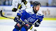 Theodor Pitk v dresu BIK Karlskoga.