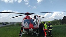 Pi odpolední nehod na obchvatu Hradce nad Svitavou zemel motocyklista. (2....