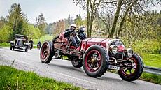 Soute se mohou úastnit jen stroje, auta i motocykly, vyrobené do roku 1945....
