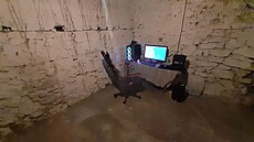 Redditové vlákno /r/shittybattlestations ukazuje, e hrát se dá prakticky na...