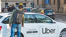 V autech taxikái mnohdy najdou opravdové poklady. V loském roce zákazníci v...