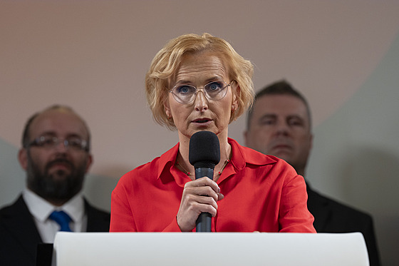 Pedsedkyn KSM Kateina Konená na tiskové konferenci hnutí Stailo!. (16....