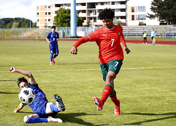 Cristiano Ronaldo junior stílí svj první gól za portugalskou reprezentaci do...