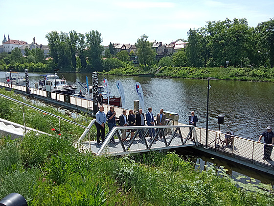 Kolín má od kvtna nové veejné pístavit. (14. kvtna 2025)