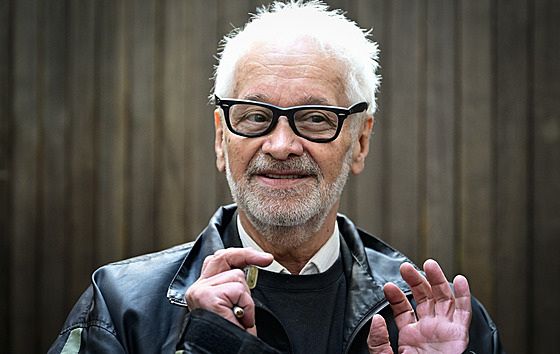 Fotograf Robert Vano zahájil svoji autorskou výstavu a současně pokřtil novou...