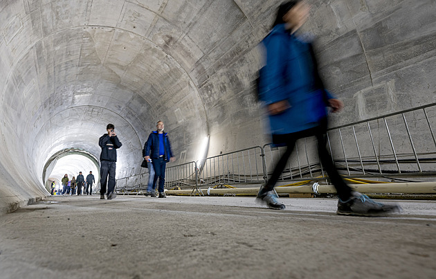 Soud zrušil předběžný zákaz smlouvy na další část metra D