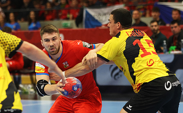 Česko se na Euru spoléhá na zuberské střední spojky. Jak je vidí jejich trenér