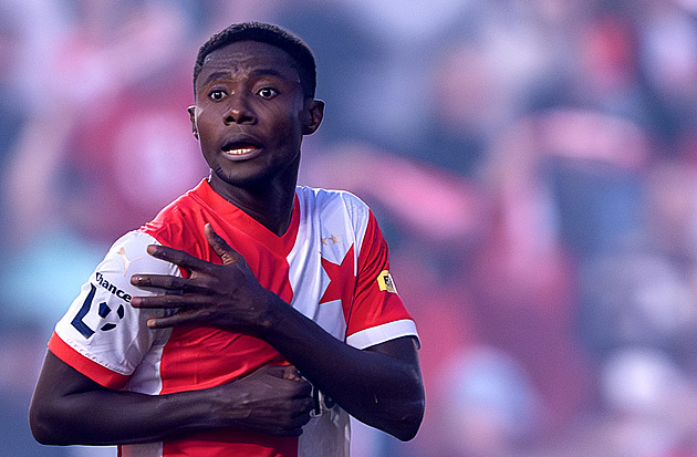 Druhý gól Slavie platit neměl. Ale VAR to měl složité, hájila komise sudí