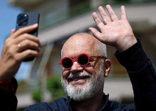 Rama bude zřejmě počtvrté premiérem. Jeho socialisté v albánských volbách vedou