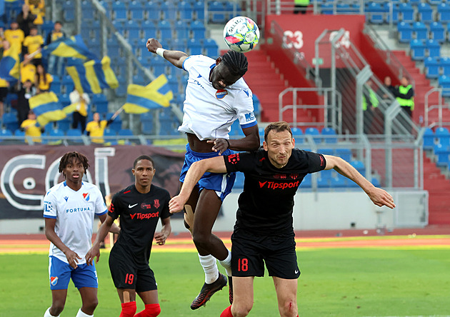 Drhlo to, přiznal kouč Ostravy po derby. Opava si cení bodu proti hráčům z áčka