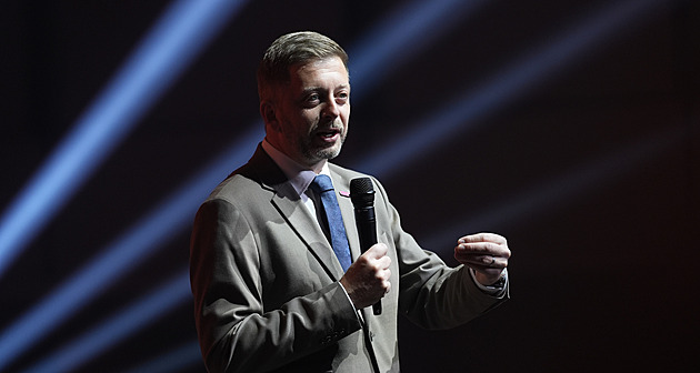 STAN chce euro, manželství pro LGBT, bezplatné menstruační potřeby i eutanázii