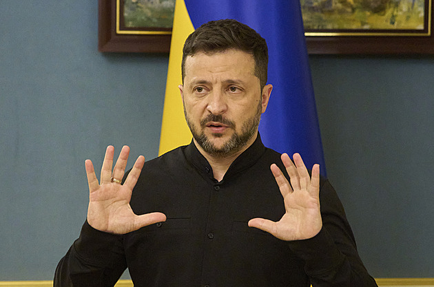 Některé české firmy stále dodávají Rusku stroje k výrobě zbraní, řekl Zelenskyj