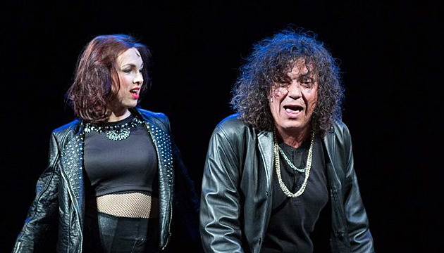 Hroby se otevřely, říká Genzer v elasťácích o oživení taneční skupiny Uno