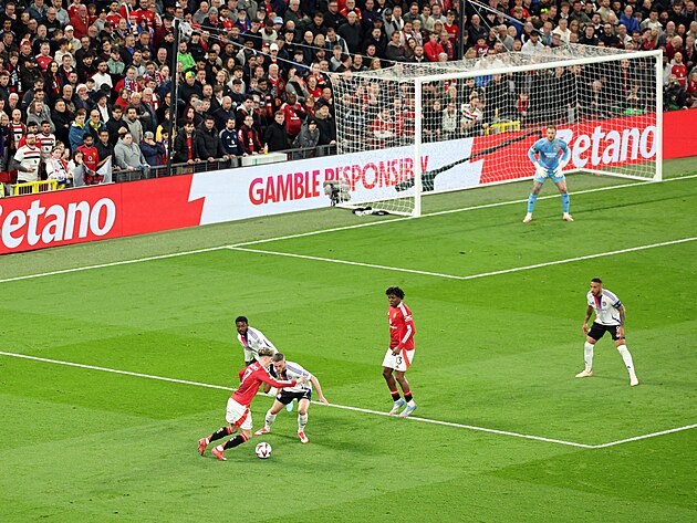 Zpas Manchester United vs. Olympique Lyon