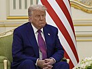 Americký prezident Donald Trump a saúdský korunní princ Mohammed bin Salmán se...