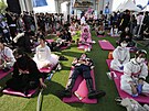 Duí celé akce je korejská vizuální umlkyn Woopsyang. Listu The Korea Times...