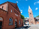 A tohle je centrum v Herningu, s jedním cihlovým kostelem na malém nám�stí�ku.