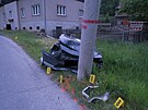 Opil idi naboural dvakrt bhem pti minut. Jeho jzdu zastavil nraz do...