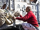 Na kanu Parnas na Zelnm trhu v Brn se vrtila alegorick socha Evropy....