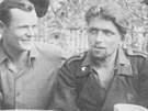 Kurt Knispel se-spolubojovnkem Hansem Fendesackem.