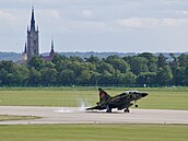 Na elitní základn� taktického letectva v �áslavi za�al tradi�ní Den otev�ených...