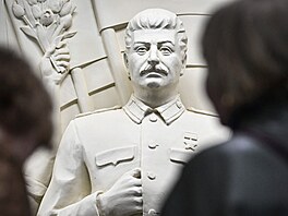 Ve stanici metra Taganskaja v Moskv odhalili repliku kdysi odstranného...