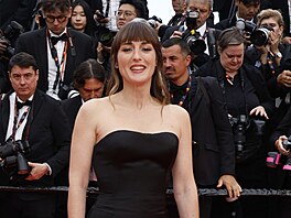 Juliette Armanetová na zahájení filmového festivalu v Cannes (13. kvtna 2025)