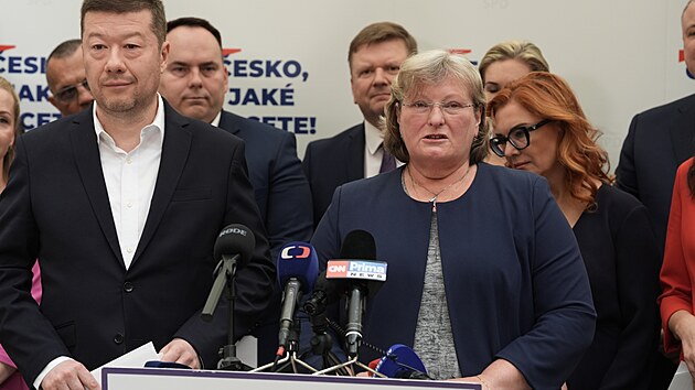 Hnut SPD pedstavuje volebn ldry pro podzimn volby do Poslaneck snmovny. Pjde do nich spolen se Svobodnmi, Trikolorou a PRO. (16. kvtna 2025)