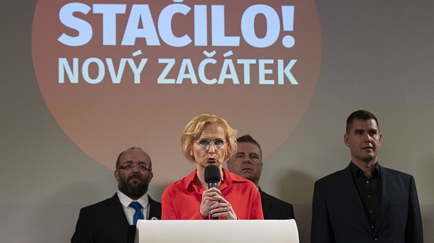 Pedsedkyn KSM Kateina Konen na tiskov konferenci hnut Stailo!. (16. kvtna 2025)