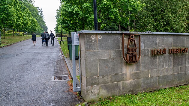 Pietn msto pro pedasn zemel miminka vzniklo v Lesnm hbitov ve Zln. (kvten 2025)
