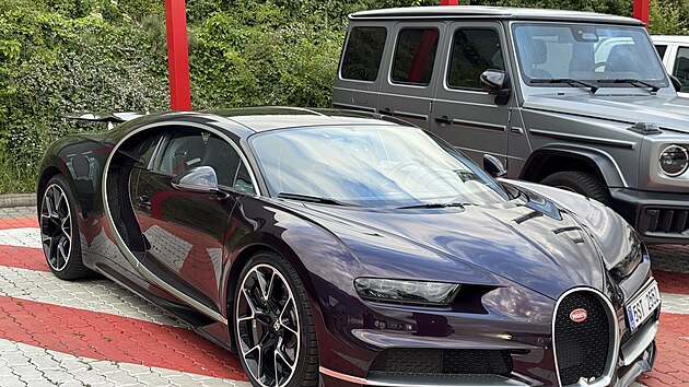 Bugatti Chiron Richarda Chlada na slavnostnm oteven novho showroomu Mototechny
