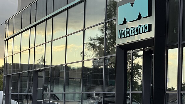 Nov showroom Mototechny v praskm Hloubtn