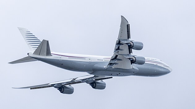 Administrativa americkho prezidenta Donalda Trumpa se chyst pijmout od katarsk krlovsk rodiny jako dar luxusn letoun Boeing 747-8. (16. nora 2025)